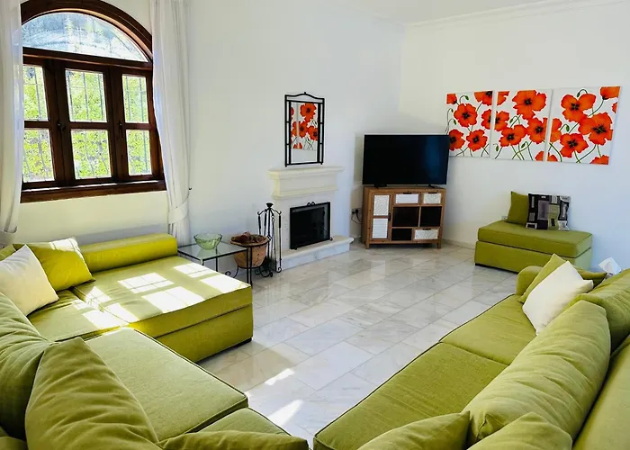 Bella Rosa Vila Agios Epiktitos