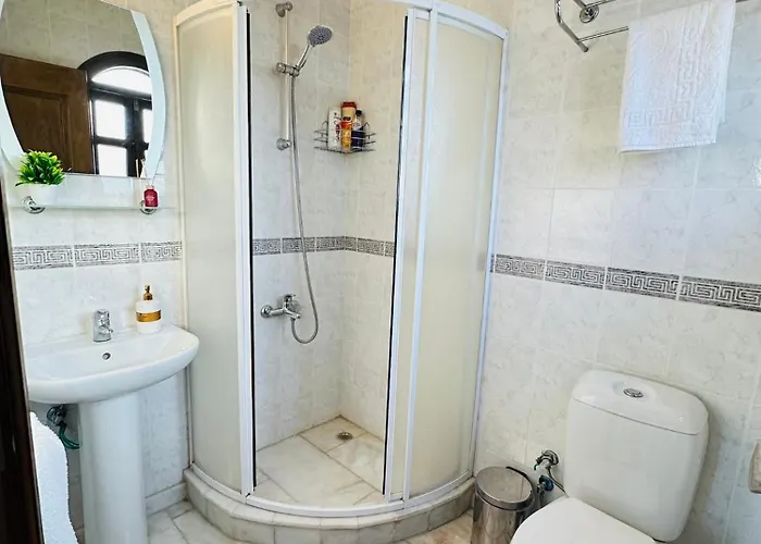 Bella Rosa * Agios Epiktitos