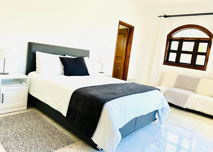 Bella Rosa Ájosz Epíktitosz